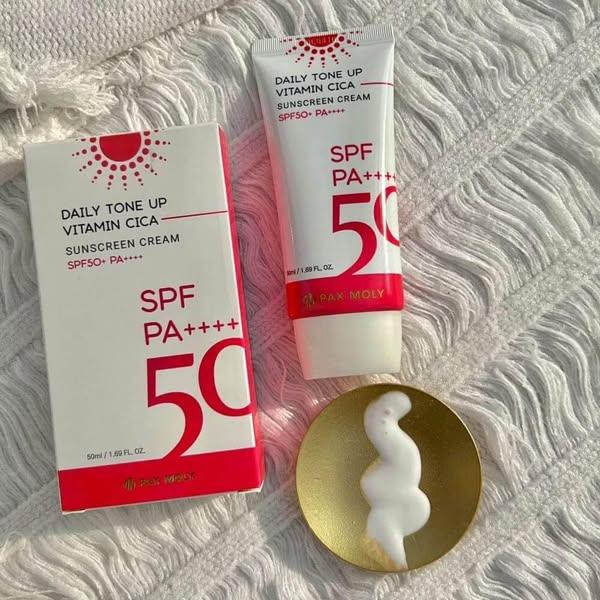 441503093_966887685442060_5128788553515123557_n Pax Moly Daily Tone Up Vitamin Cica Sunscreen Cream SPF50+ PA++++ -50ml - Image 3