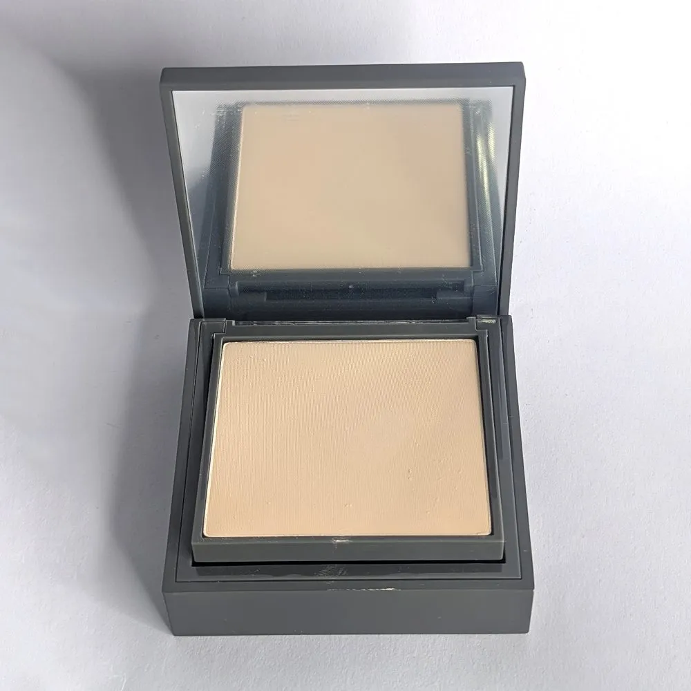 Alix Avien Compact Powder- 01 Porcelain-12gm SD