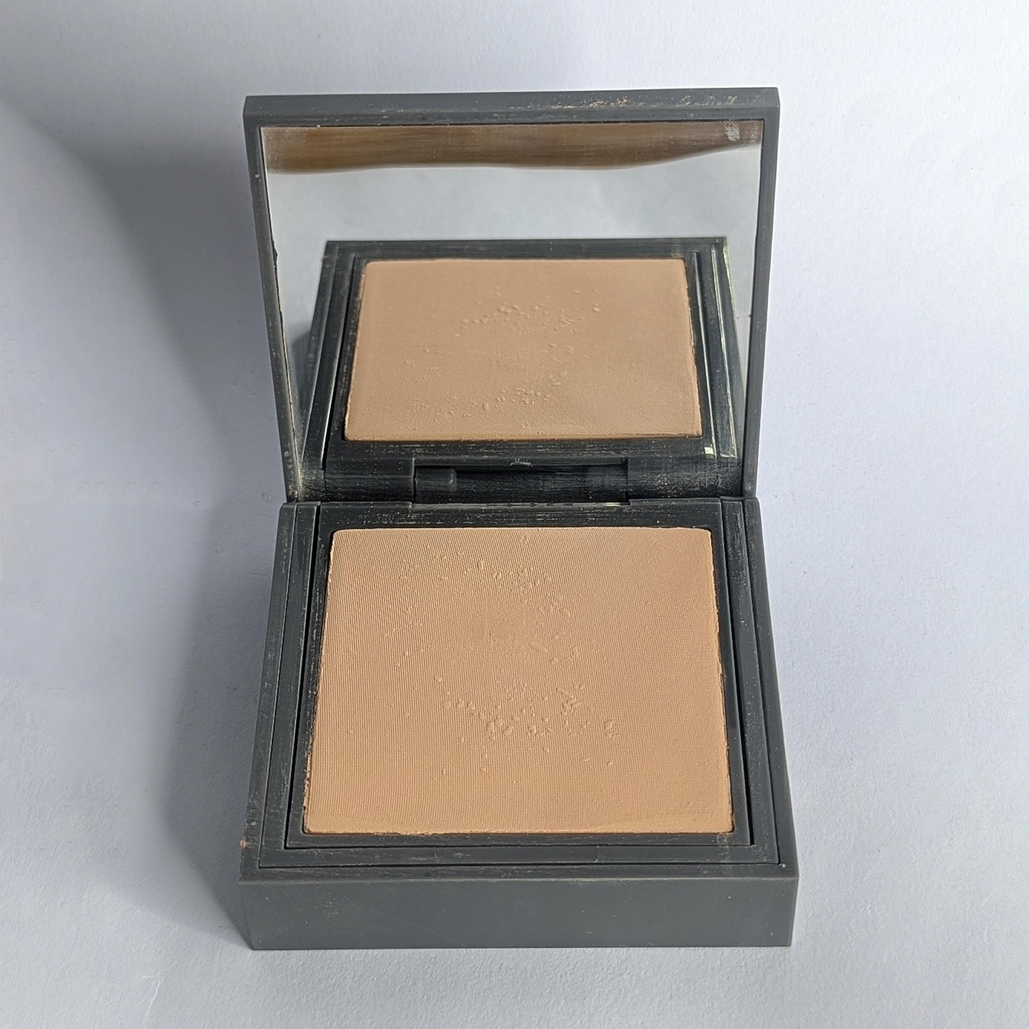 Alix Compact S-03A Alix Avien Compact Powder-03 Buff-12gm - Image 1