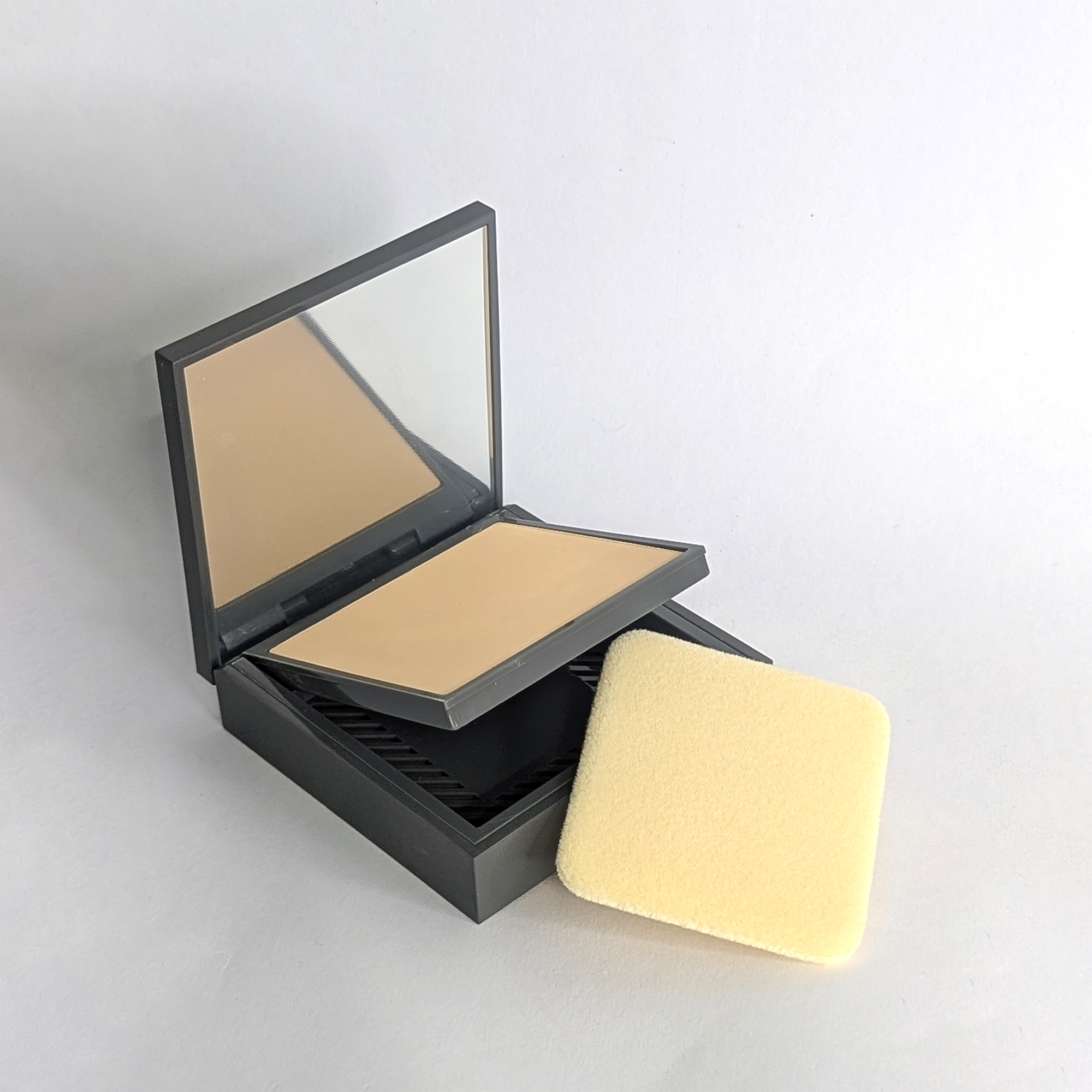 Alix Compact S-06C Alix Avien Compact Powder- 06 Creamy-12gm - Image 3