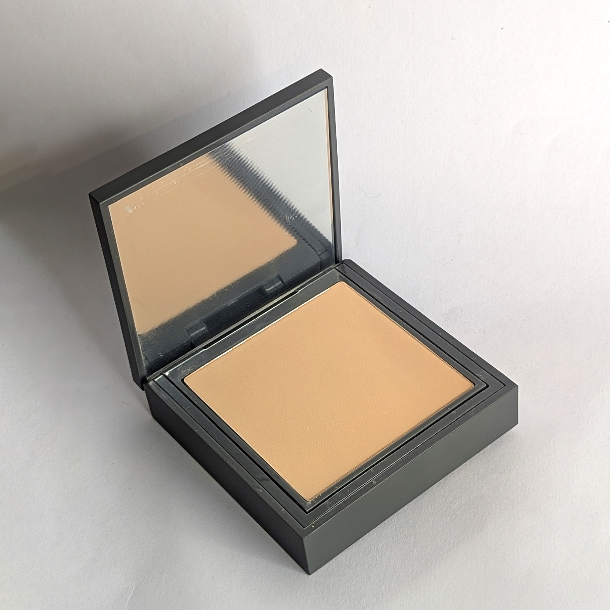 Alix Compact S-08B Alix Avien Compact Powder- 08 Cool Rose-12gm - Image 2