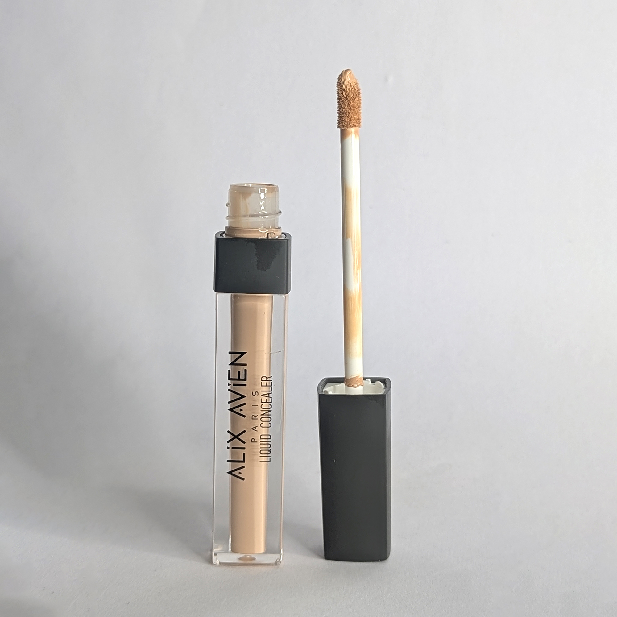 Alix Concealer S-104B Alix Avien Liquid Concealer  - 104 Warm Bisque-3ml - Image 3