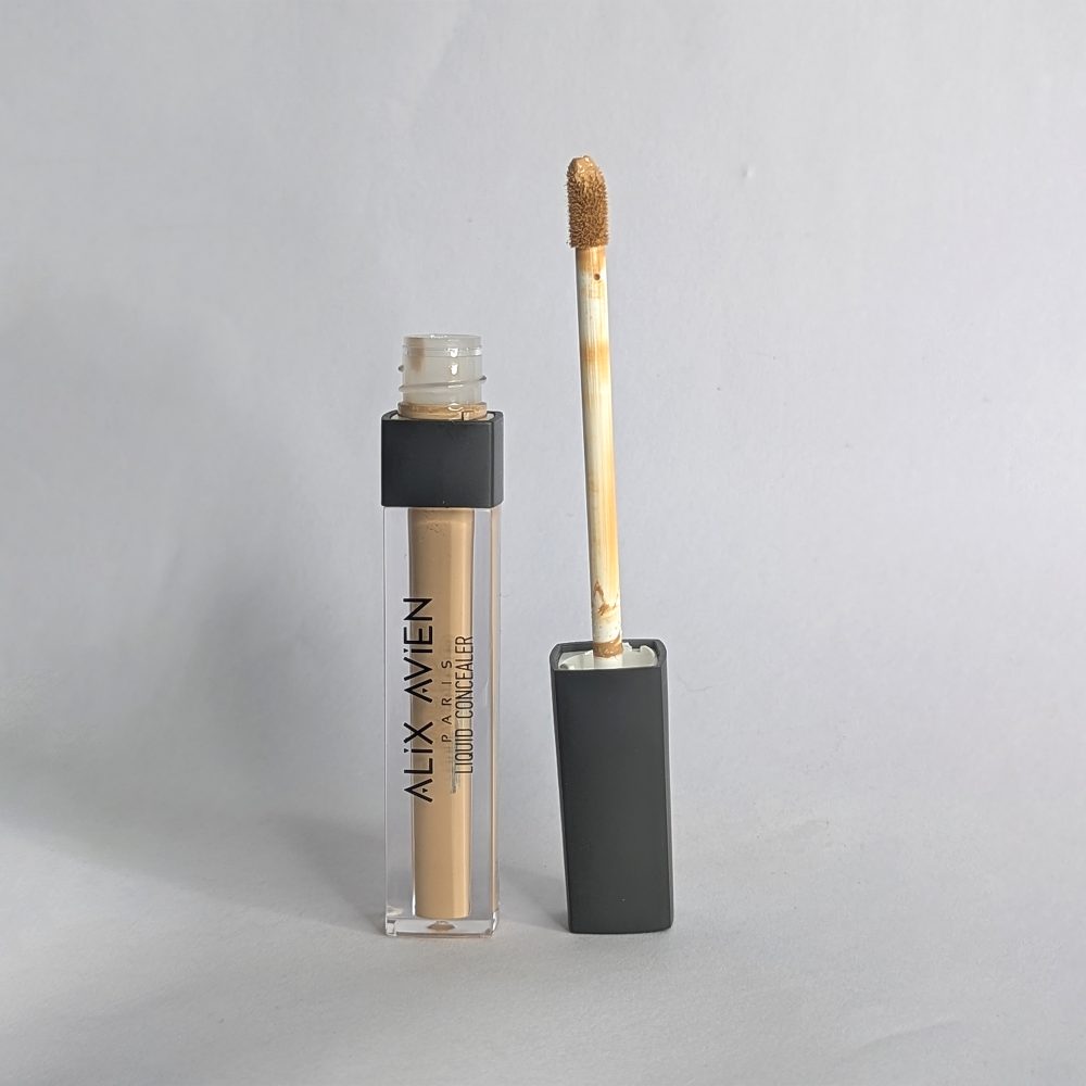 Alix Avien Liquid Concealer  - 107 Warm Desert-3ml - Image 3