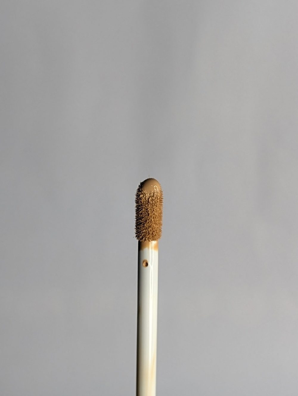 Alix Avien Liquid Concealer  - 108 Butter Milk-3ml - Image 2