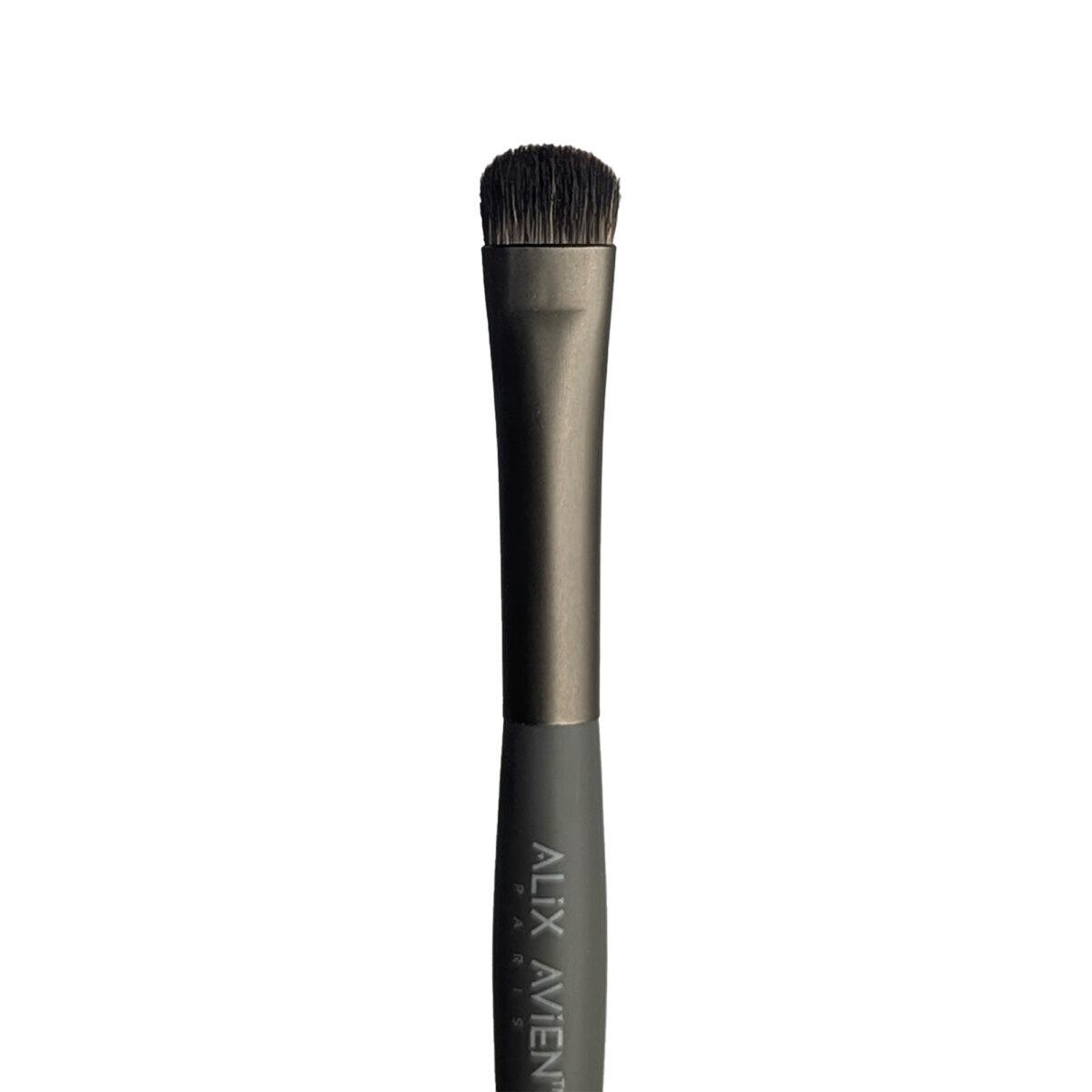 Alix Avien Eye Shadow Brush-1pc - Image 2