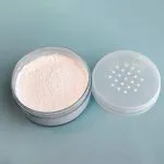 Alix Avien Loose Powder - 01 Transparent-21.5gm - Image 4