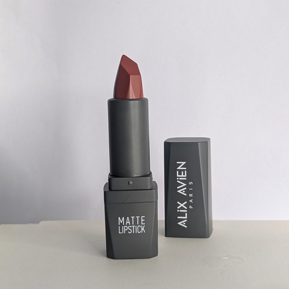 Alix Avien Matte Lipstick - 411 Spicy Terracotta-4.5gm - Image 3