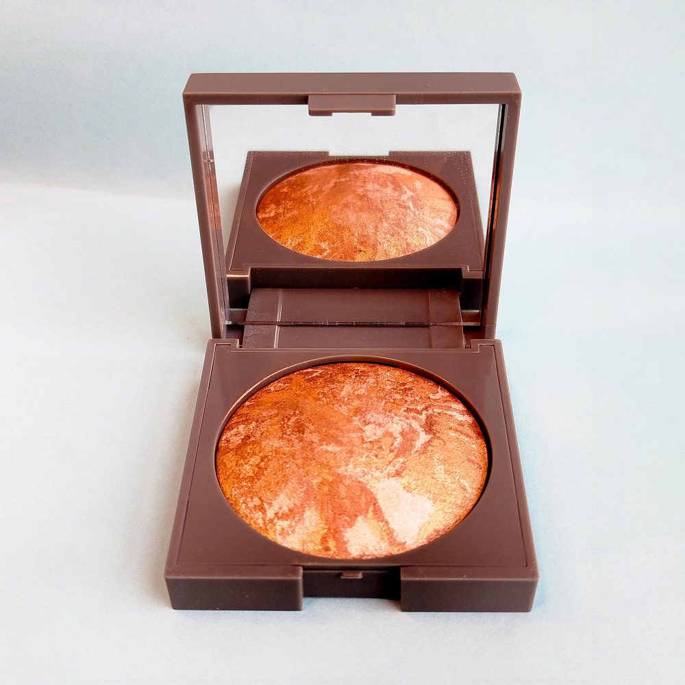 Alix Avien Baked Blush - 104 Dazzling Chocolate-11gm - Image 2