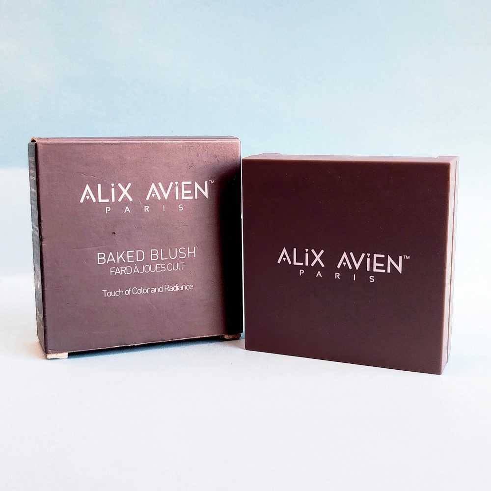 Alix Avien Baked Blush - 104 Dazzling Chocolate-11gm - Image 3