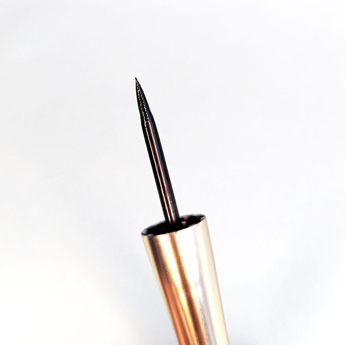Dorea Hyper Glossy Liquid Eyeliner - DE 201 Gold - 3.5gm - Image 2