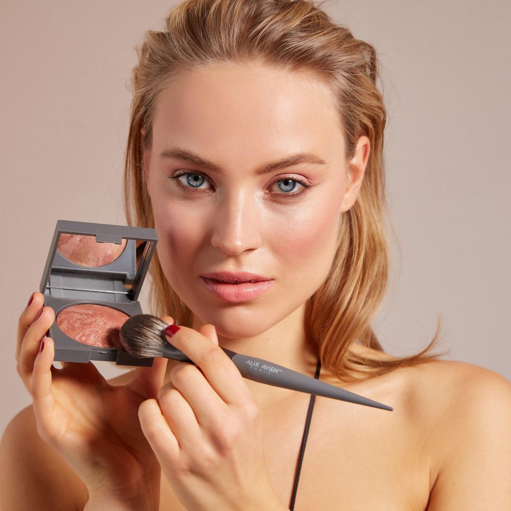 Alix Avien Baked Blush - 101 Marble Peach - 11gm - Image 3