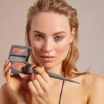 Alix Avien Baked Blush - 101 Marble Peach - 11gm - Image 3
