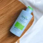 Simple Kind to Skin Hydrating Light Moisturiser - 125ml - Image 3