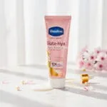 Vaseline Gluta Hya Dewy Radiance Serum in Lotion